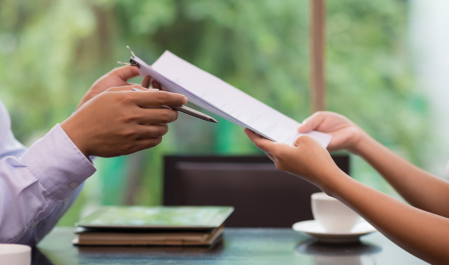 Your Guide to Picking the Right Mortgage Lender