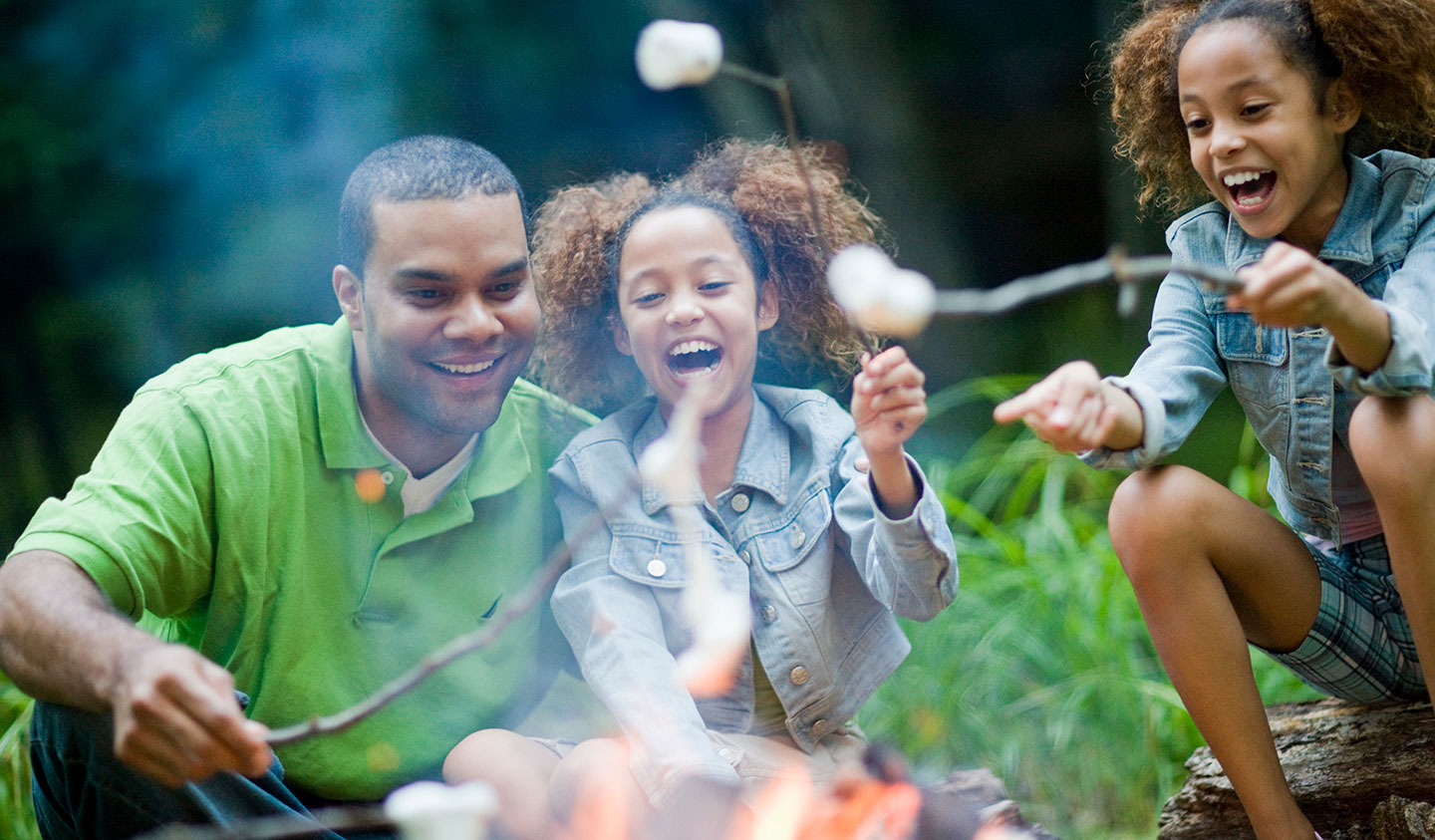 Tips and Ideas for a Great Backyard Campout with Kids