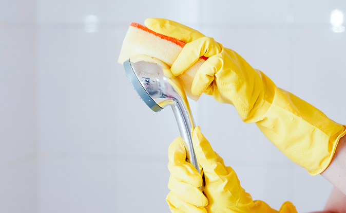 How to fix leaking shower head